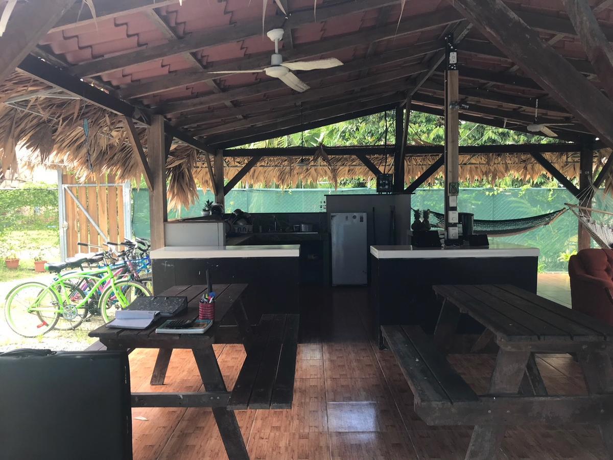 Hotel One Love Puerto Viejo Puerto Viejo de Talamanca Eksteriør billede